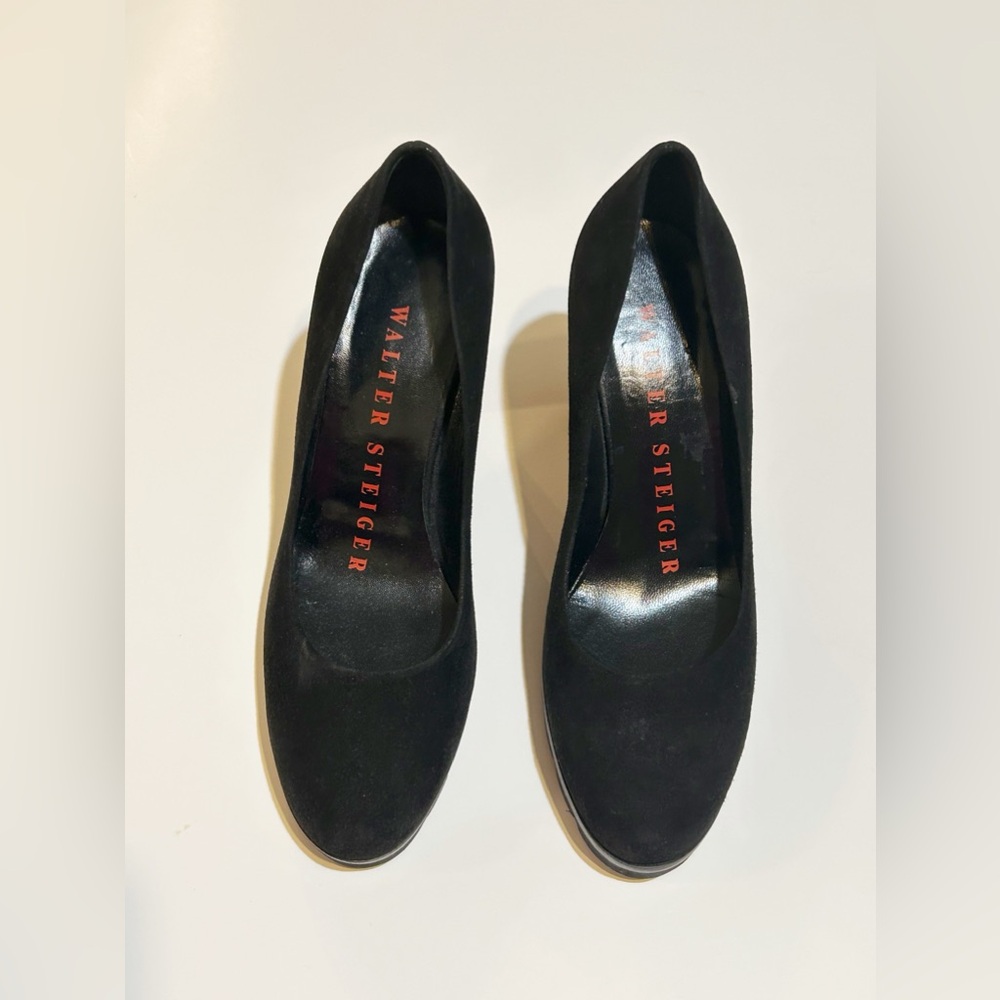 Walter Steiger Black Closed Toe Pump Sz 37 1/2